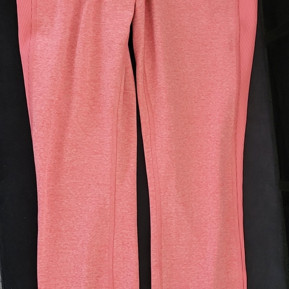 The North Face activewear leggings- New with tags. - Picture 2 of 3